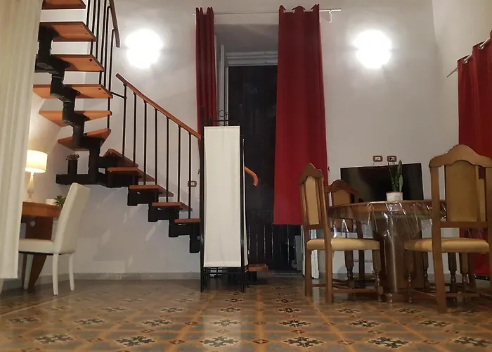 아파트 Indipendent *